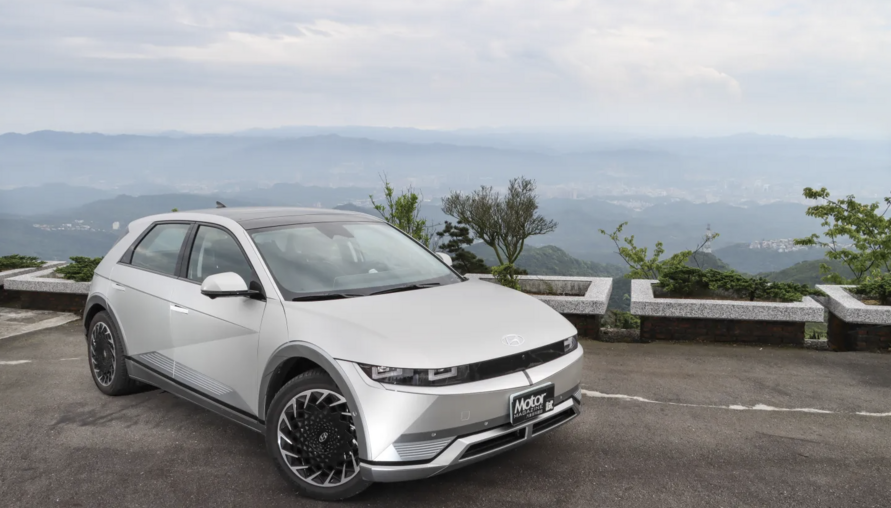 風靡全球、現在未來進行式, Hyundai Ioniq 5 EV500 Performance