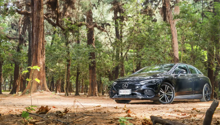 中大型電房車之王 Mercedes-EQ EQE 300