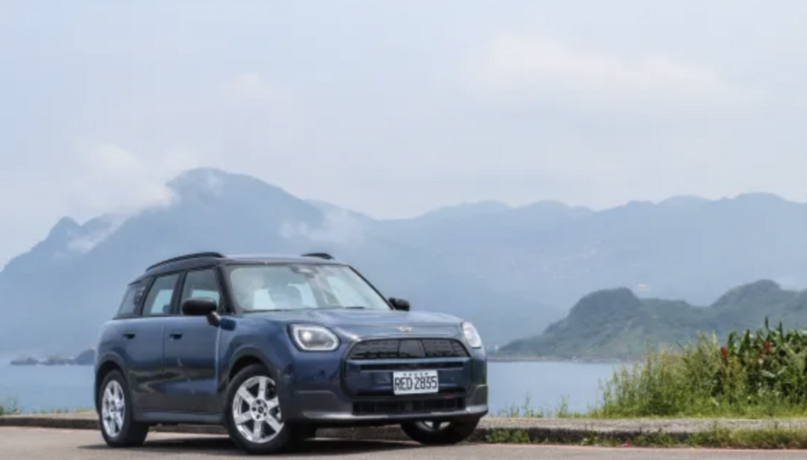 知性與率性的結合 MINI Countryman E
