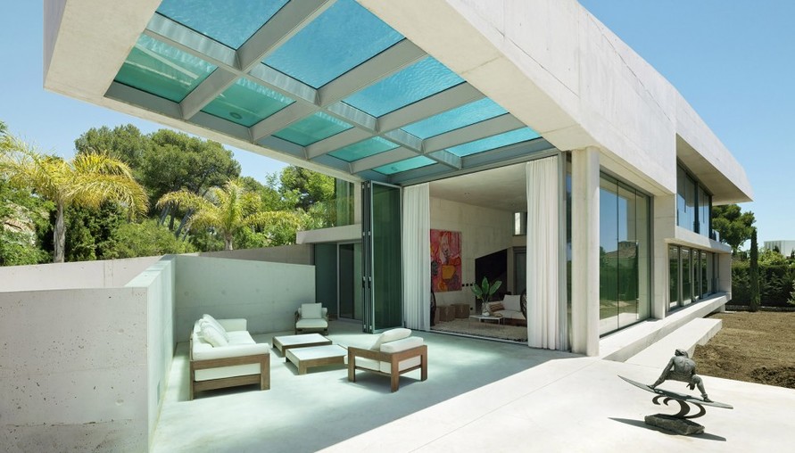 西班牙水母屋 Jellyfish House,自然光影的曼妙舞動
